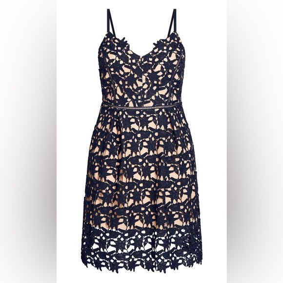 City Chic Floral Lace Dress Navy Blue Wedding Victorian Dark Romantic Plus Sz 16 - Picture 4 of 12